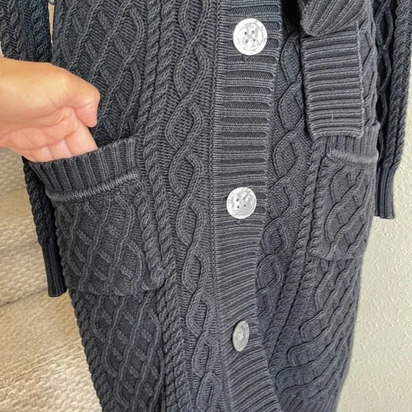 Banana Republic Sz M Belted Black Chunky Knit  Button Down Long Cardigan - Picture 9 of 16